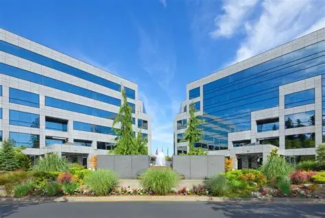Alderwood Business Center office building in Lynnwood, Washington